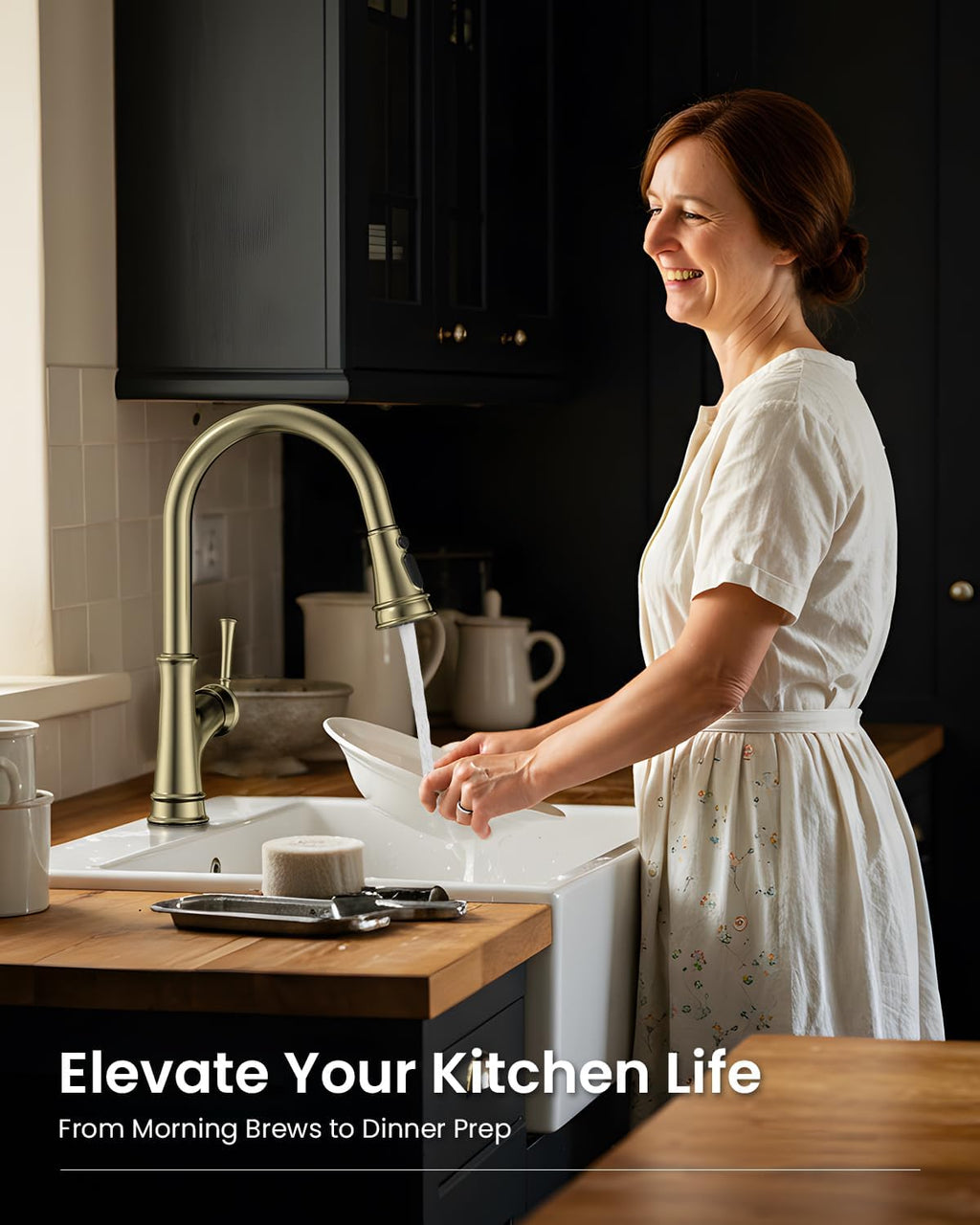 Gold Kitchen Faucet with Pull down Sprayer, Antique Single Handle 1 Hole High Arc Pull Out Kitchen Sink Faucets